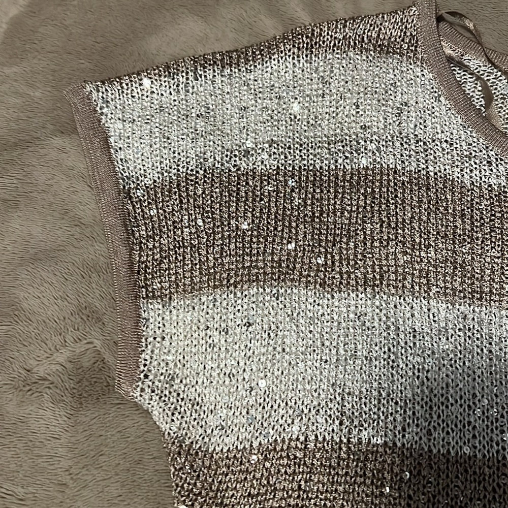 Cream and Taupe wide strips cap sleeve sweater with sequin size small - Picture 3 of 4